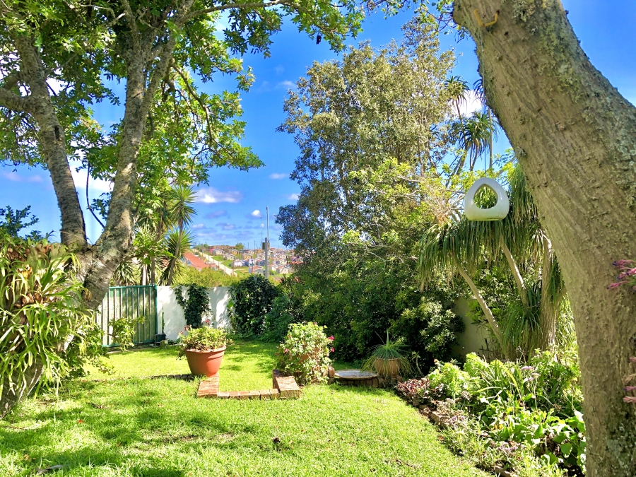 5 Bedroom Property for Sale in Kenton On Sea Eastern Cape